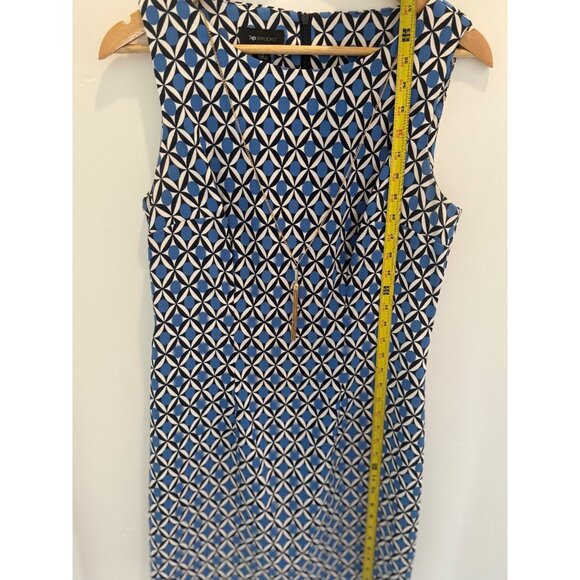 AB Studio Women’s Blue White Geo Sleeveless Sheath Dress Size 10 Mod 70's Style - Picture 11 of 12